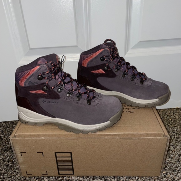 Columbia Womens Water Lace up Boots Purple and Pink Size 5 Wide - Picture 3 of 9